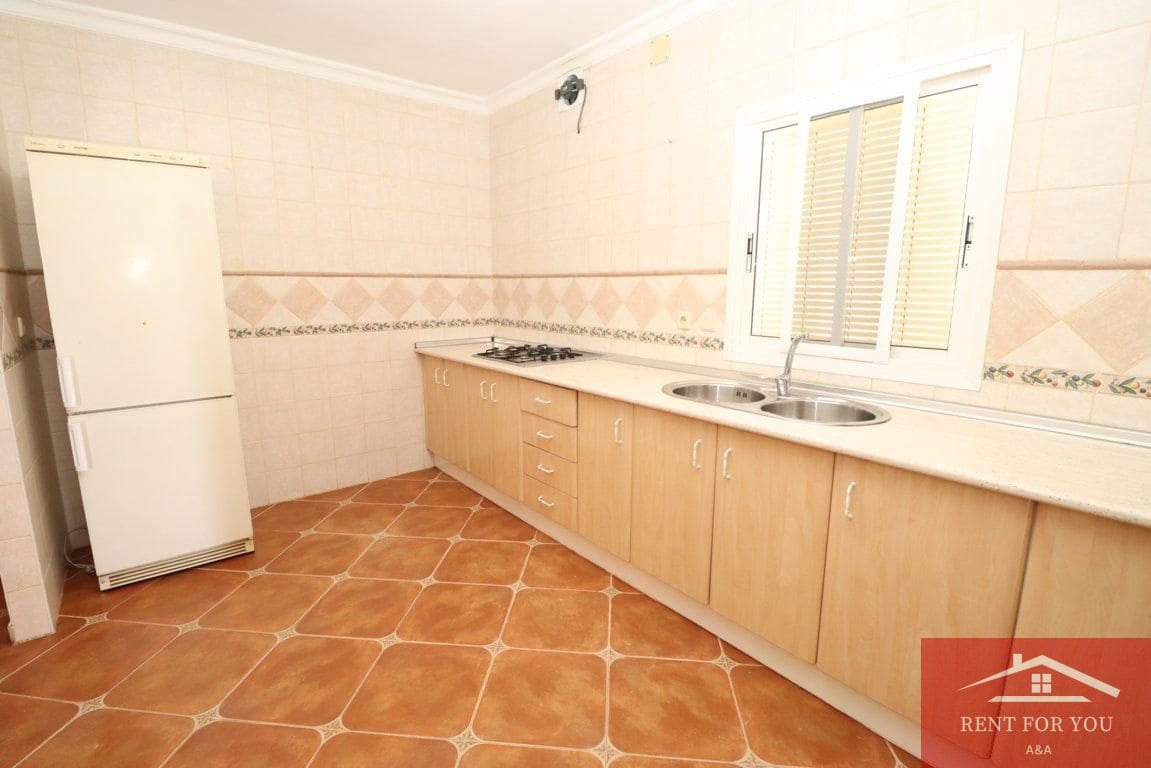 3 Zimmer Villa zu vermieten in Villafranca del Guadalhorce - 1.000 € (Ref: 9893146)