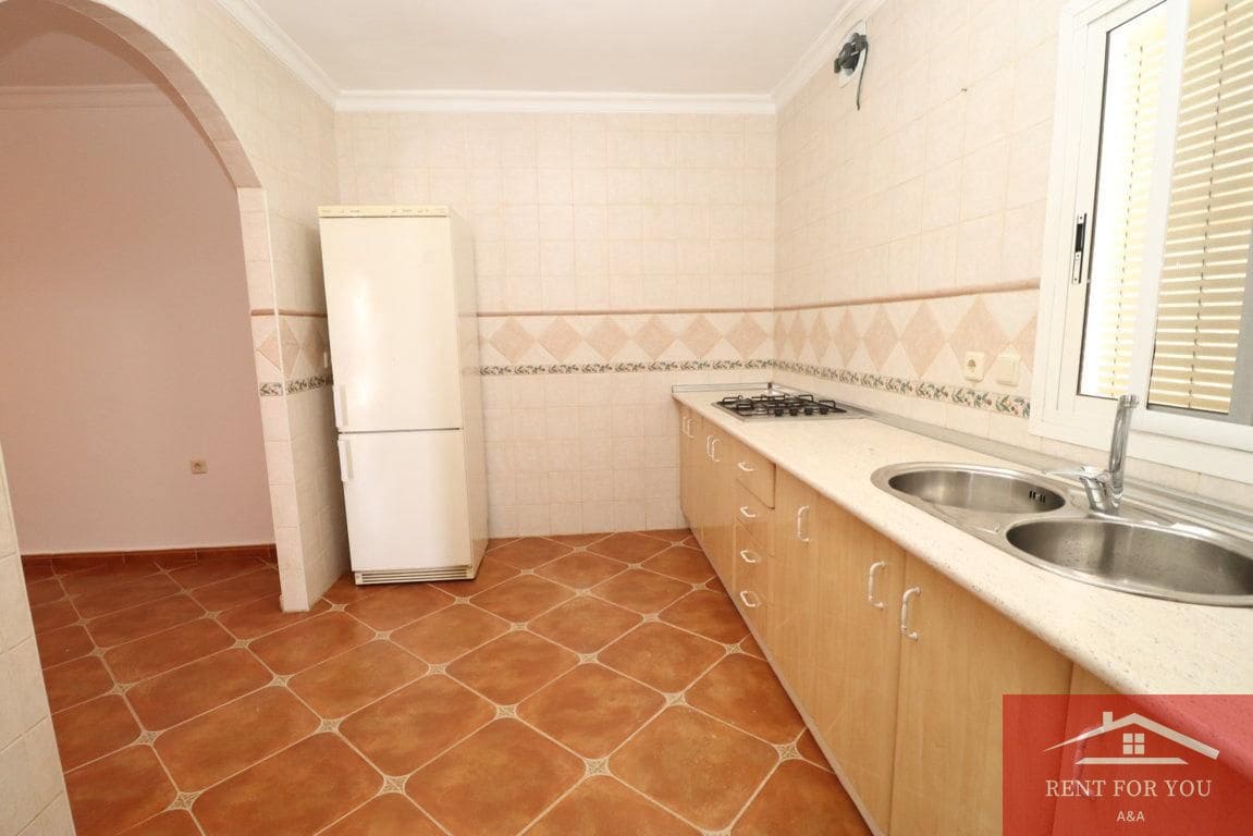 3 Zimmer Villa zu vermieten in Villafranca del Guadalhorce - 1.000 € (Ref: 9893146)