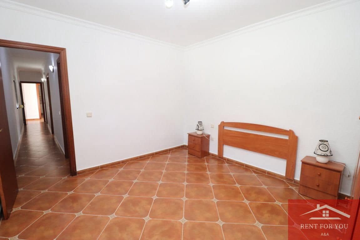 3 Zimmer Villa zu vermieten in Villafranca del Guadalhorce - 1.000 € (Ref: 9893146)