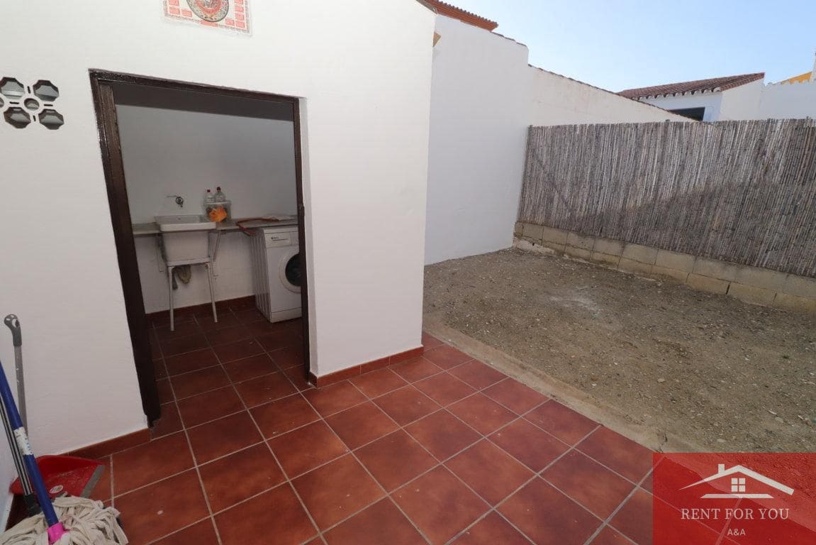 3 Zimmer Villa zu vermieten in Villafranca del Guadalhorce - 1.000 € (Ref: 9893146)