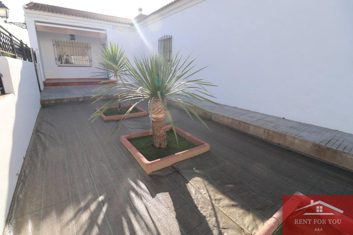 3 Zimmer Villa zu vermieten in Villafranca del Guadalhorce - 1.000 € (Ref: 9893146)