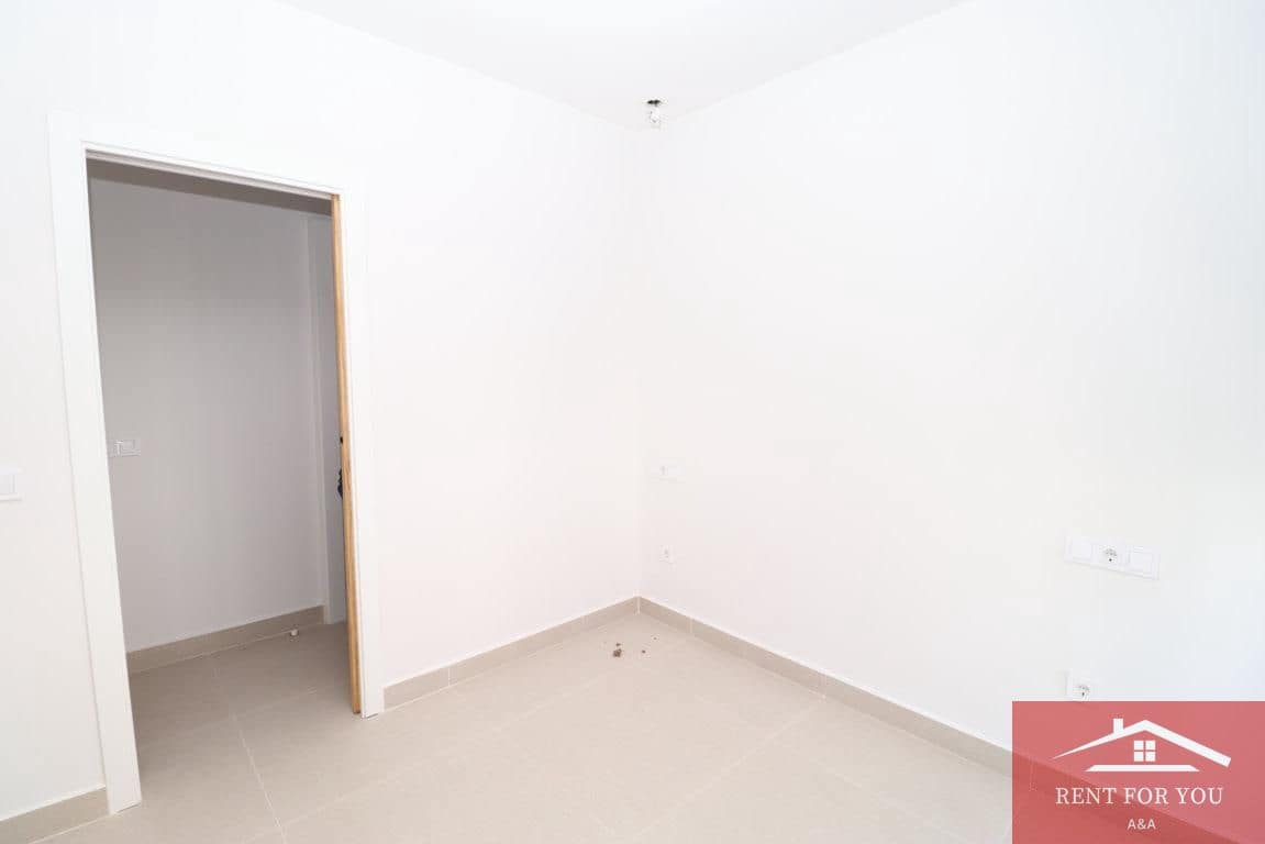 2 bedroom Flat for rent in Alhaurin el Grande - € 850 (Ref: 9895435)