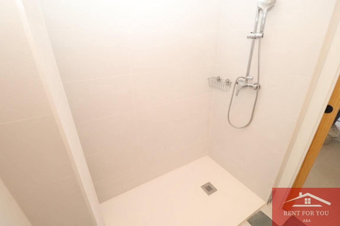 2 bedroom Flat for rent in Alhaurin el Grande - € 850 (Ref: 9895435)