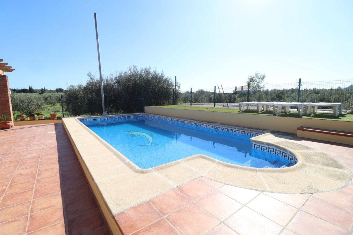 3 Zimmer Villa zu vermieten in Coin mit Pool Garage - 1.750 € (Ref: 9898471)