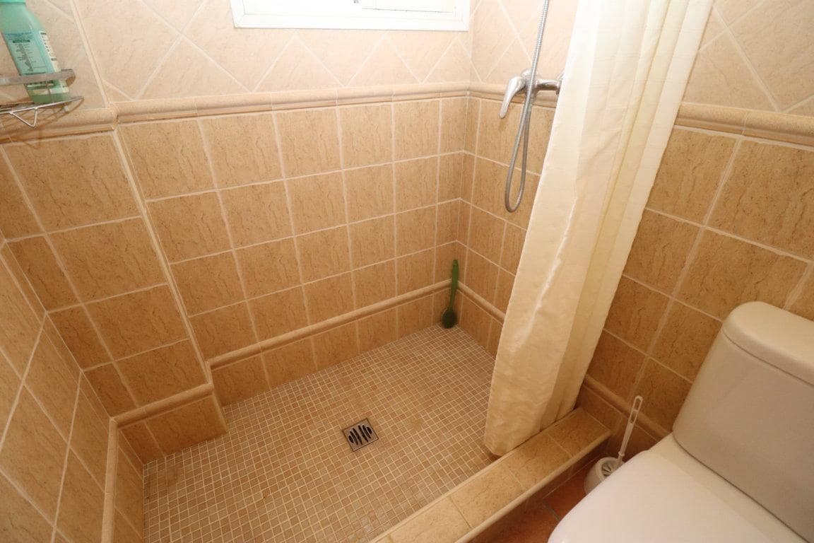 3 Zimmer Villa zu vermieten in Coin mit Pool Garage - 1.750 € (Ref: 9898471)