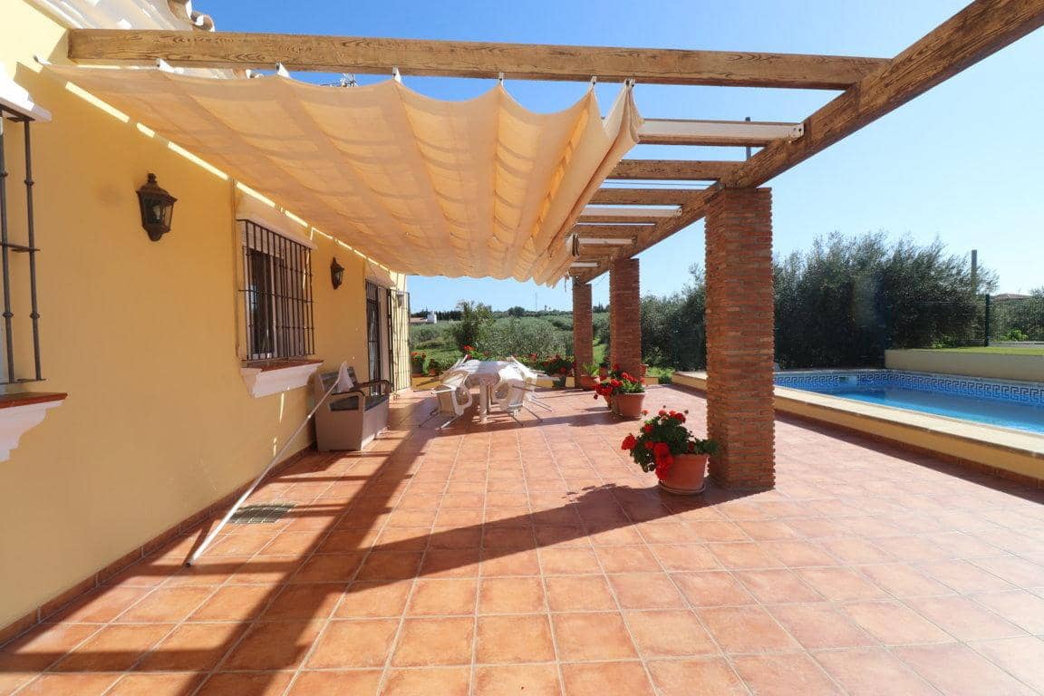3 Zimmer Villa zu vermieten in Coin mit Pool Garage - 1.750 € (Ref: 9898471)