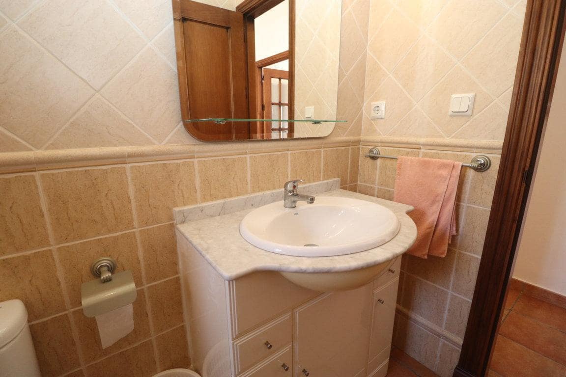 3 Zimmer Villa zu vermieten in Coin mit Pool Garage - 1.750 € (Ref: 9898471)