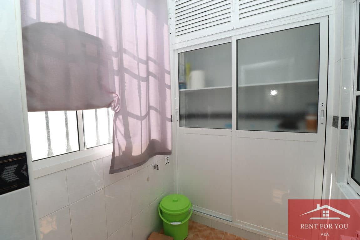 Piso de 4 habitaciones en Alhaurín el Grande en alquiler - 900 € (Ref: 9911751)
