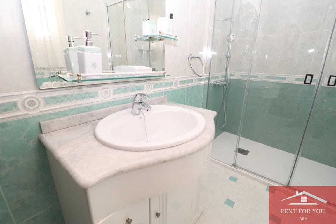 Piso de 4 habitaciones en Alhaurín el Grande en alquiler - 900 € (Ref: 9911751)