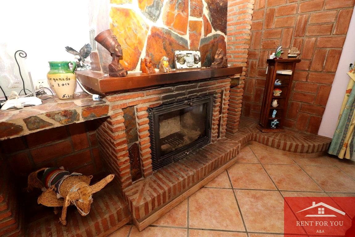Chalet de 3 habitaciones en Coín en alquiler con garaje - 1.200 € (Ref: 9911752)
