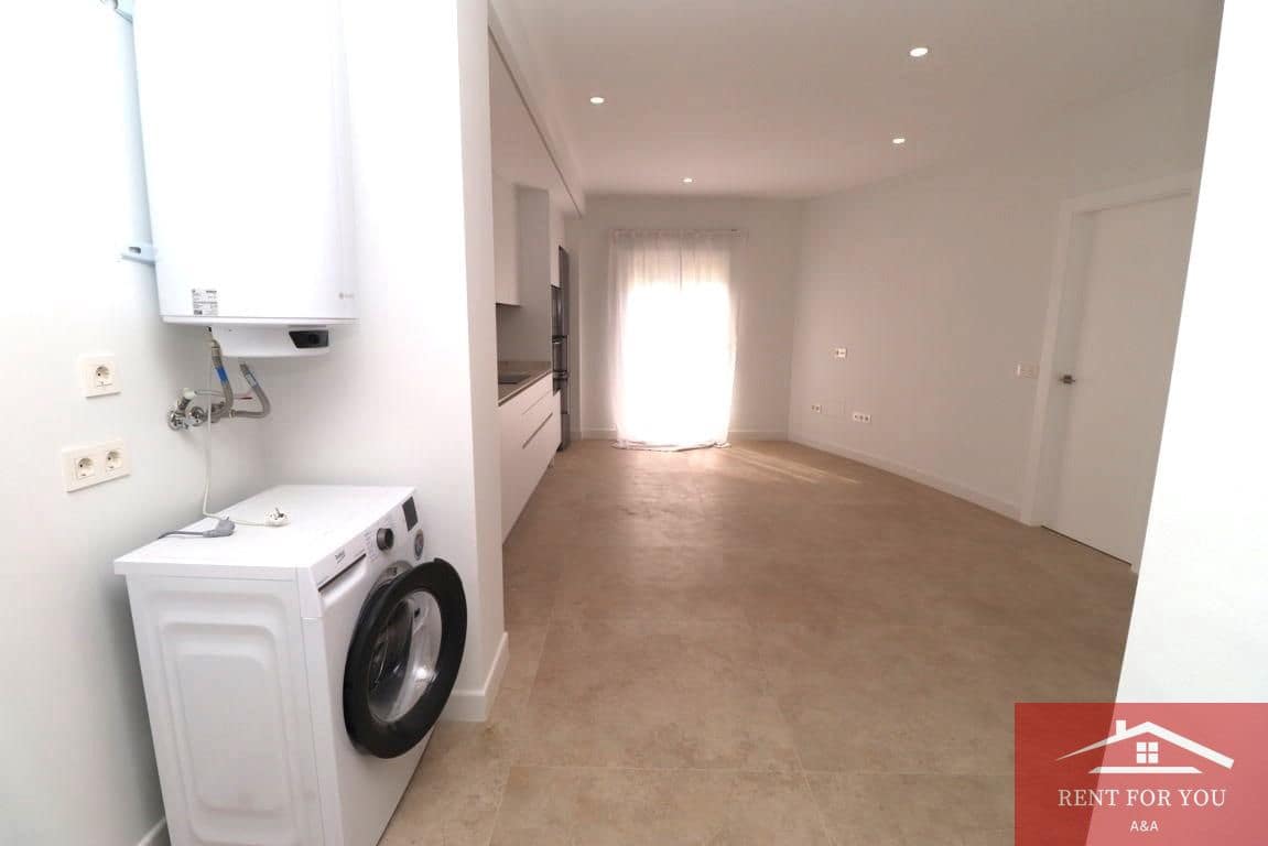 1 bedroom Flat for rent in Alhaurin el Grande with garage - € 750 (Ref: 9922881)