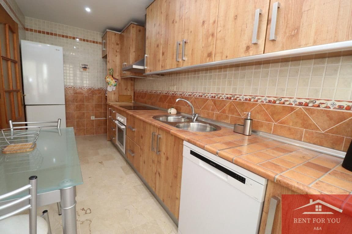 3 bedroom Flat for rent in Alhaurin el Grande - € 1,000 (Ref: 9928358)