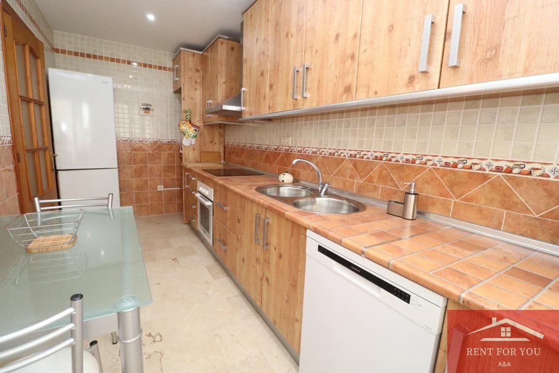 3 bedroom Flat for rent in Alhaurin el Grande - € 1,000 (Ref: 9928358)