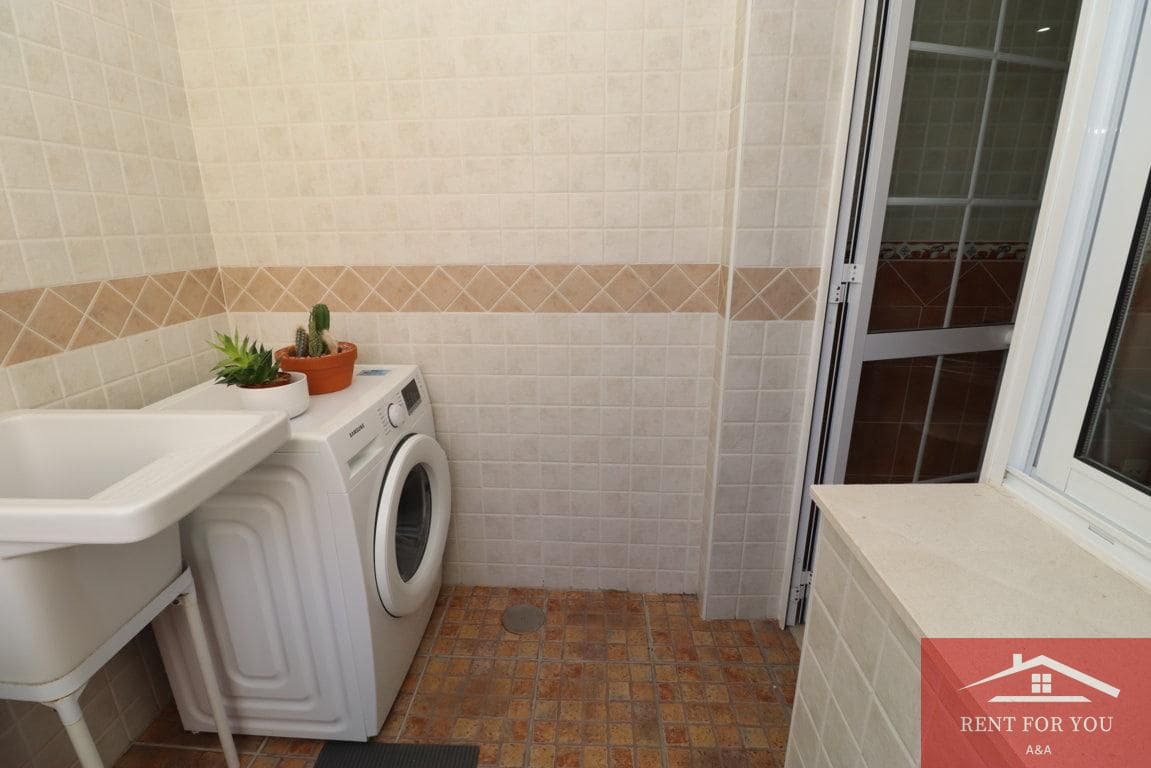 3 bedroom Flat for rent in Alhaurin el Grande - € 1,000 (Ref: 9928358)