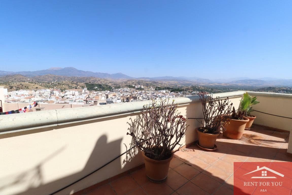 2 bedroom Flat for rent in Coin - € 950 (Ref: 9932400)