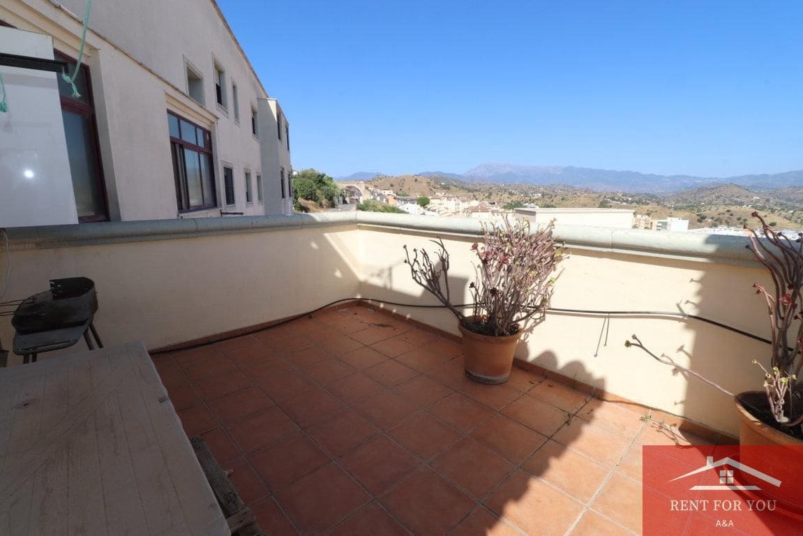 2 bedroom Flat for rent in Coin - € 950 (Ref: 9932400)