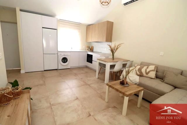 2 bedroom Flat for rent in Centro ciudad, Fuengirola - € 1,300 (Ref: 9937134)