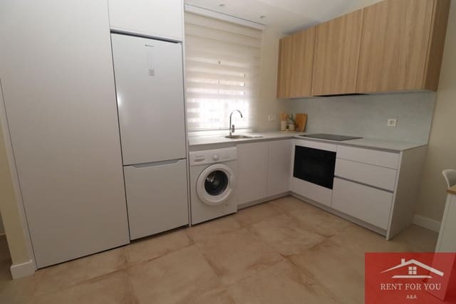 2 bedroom Flat for rent in Centro ciudad, Fuengirola - € 1,300 (Ref: 9937134)