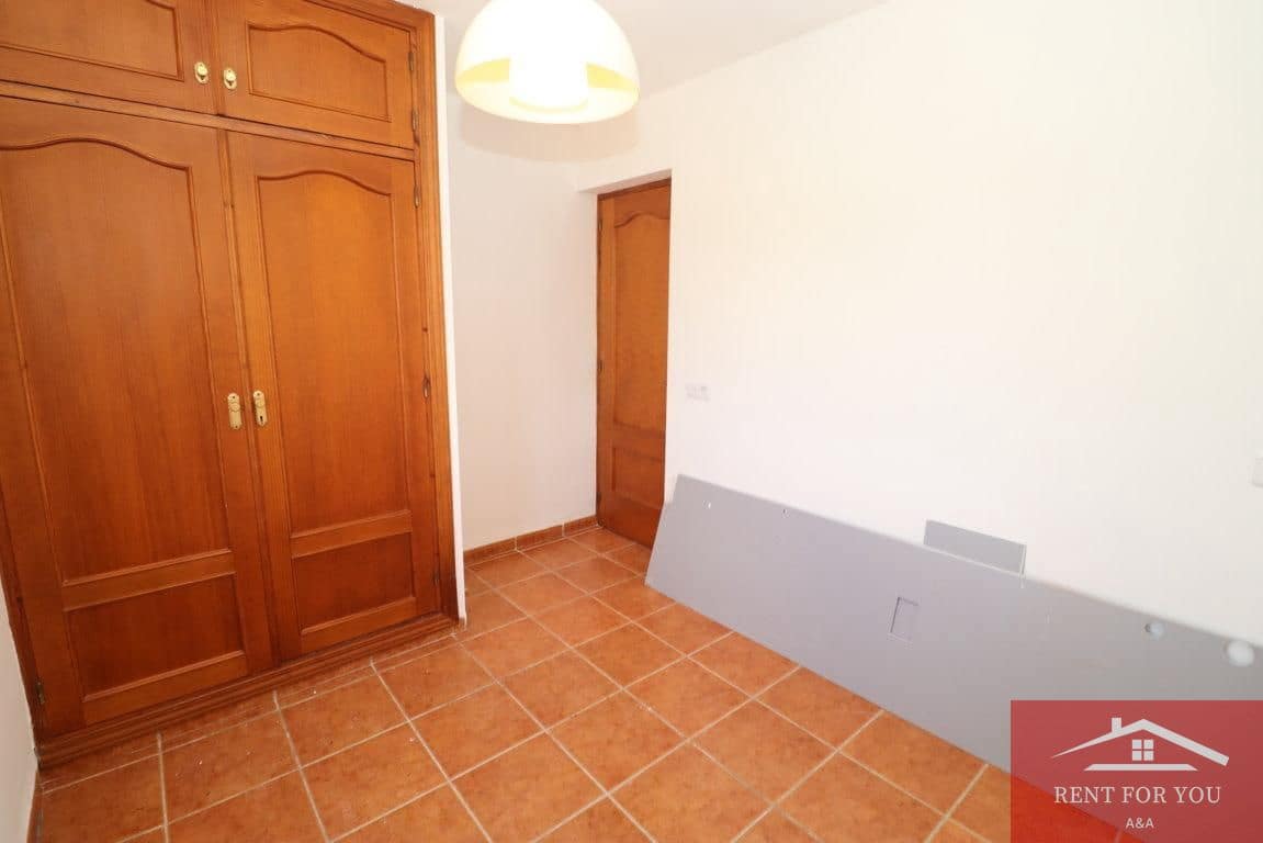 2 sypialnia Willa do wynajęcia w Coin z garażem - 950 € (Ref: 9942882)