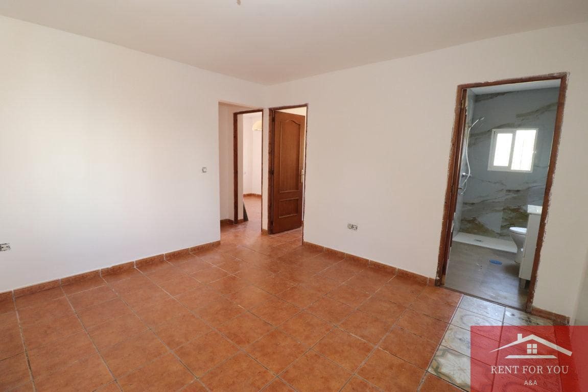 2 sypialnia Willa do wynajęcia w Coin z garażem - 950 € (Ref: 9942882)