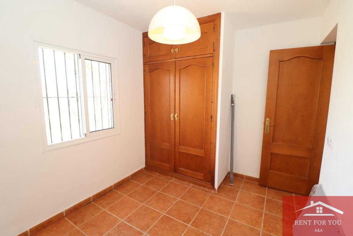 2 sypialnia Willa do wynajęcia w Coin z garażem - 950 € (Ref: 9942882)