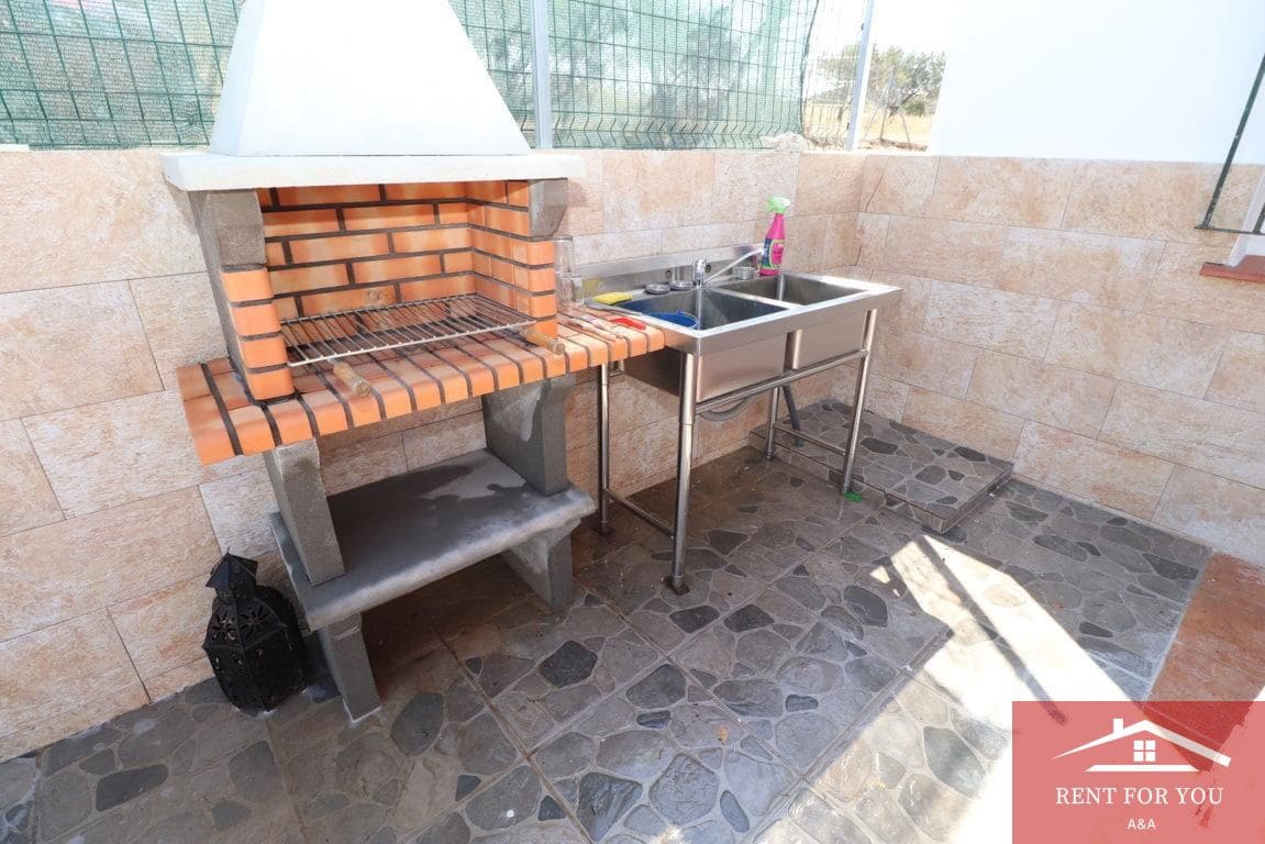 2 sypialnia Willa do wynajęcia w Coin z garażem - 950 € (Ref: 9942882)