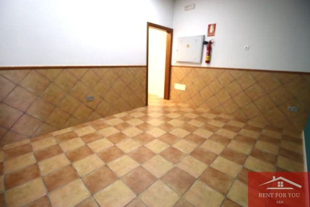 4 bedroom Business for rent in Alhaurín de la Torre - € 950 (Ref: 9950192)