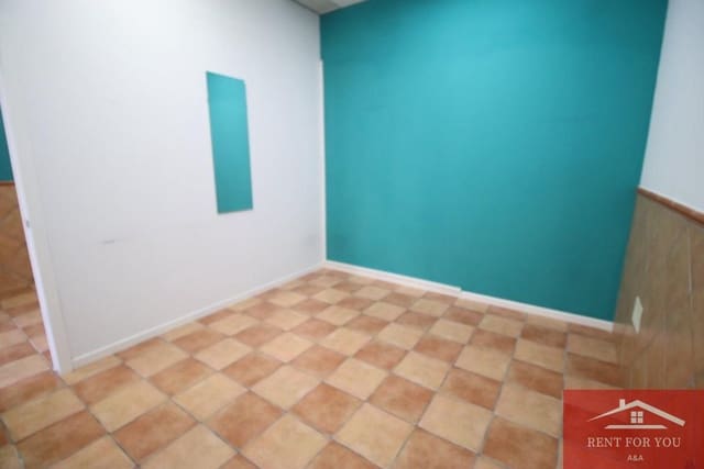 4 bedroom Business for rent in Alhaurín de la Torre - € 950 (Ref: 9950192)