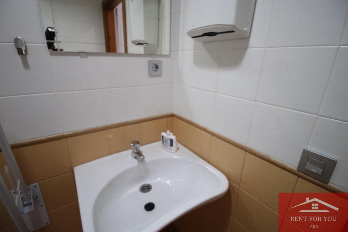 4 bedroom Business for rent in Alhaurin de la Torre - € 950 (Ref: 9950192)
