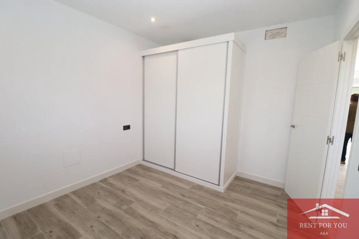 2 makuuhuone Asunto vuokrattavana paikassa Alhaurin el Grande mukana 
autotalli - 1 100 € (Ref: 9964575)