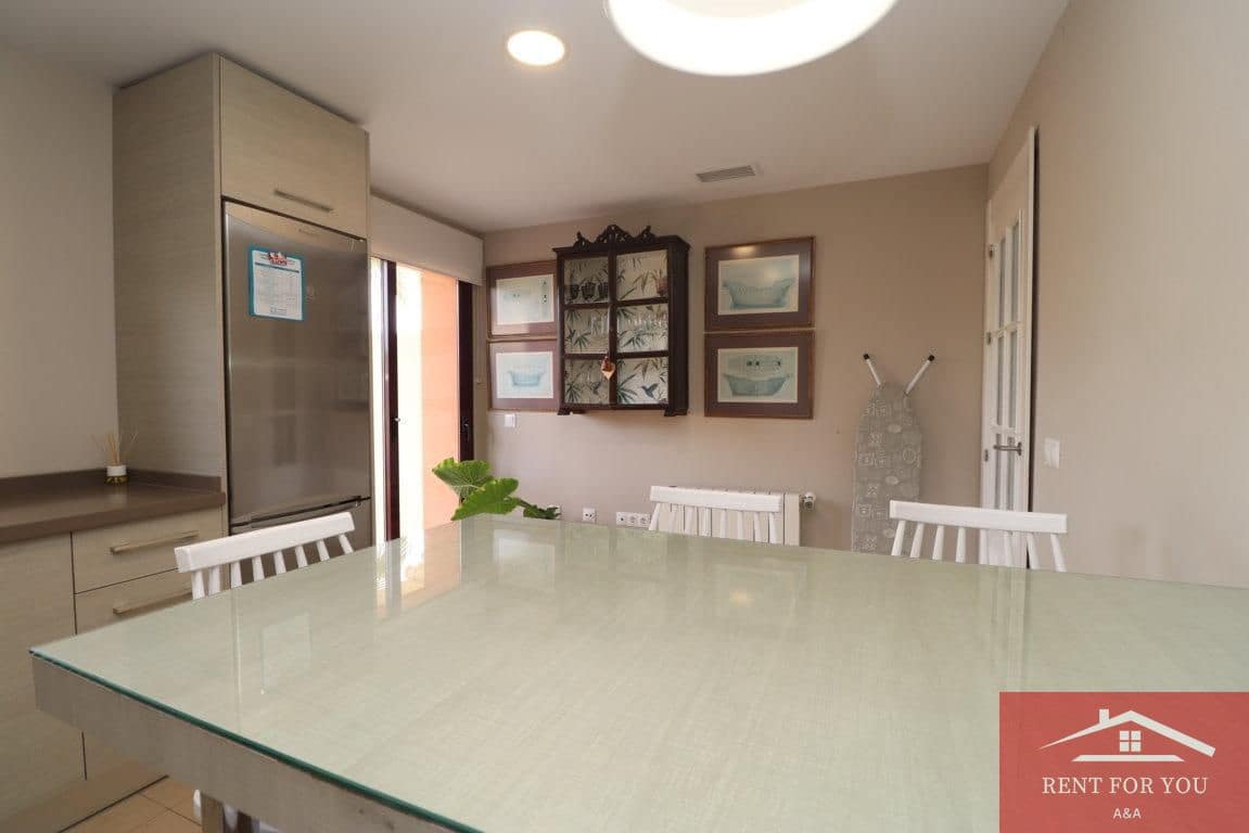 4 sypialnia Willa do wynajęcia w Coin z basenem - 2 500 € (Ref: 9968009)