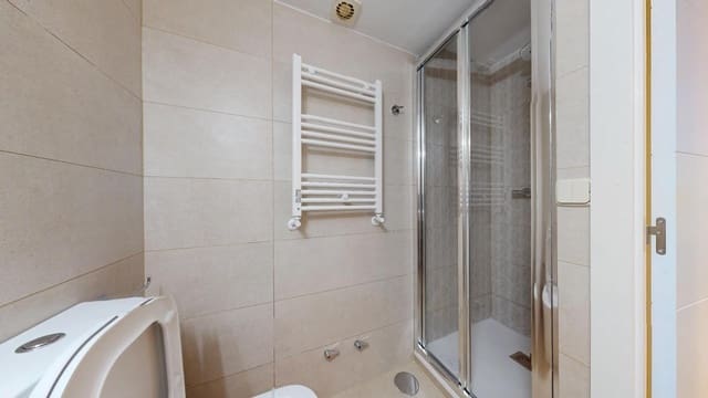 3 quarto Apartamento para arrendar em Ciudad Universitaria, Madrid cidade - 1 900 € (Ref: 9974660)
