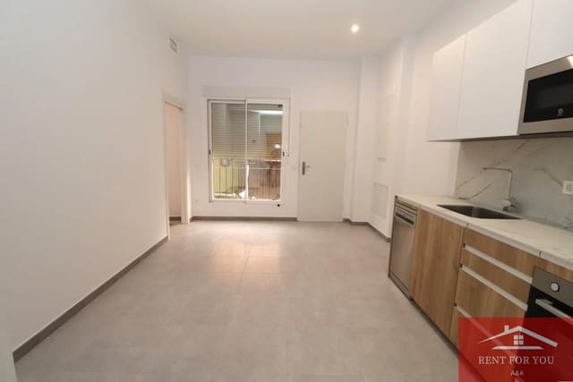 2 bedroom Flat for rent in Coín - € 750 (Ref: 9976553)