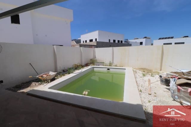 3 soveværelse Villa til salg i Alhaurín de la Torre med swimmingpool garage - € 700.000 (Ref: 9981386)