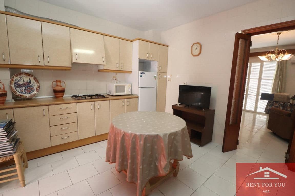 3 bedroom Flat for sale in Alhaurin el Grande - € 170,000 (Ref: 9989985)