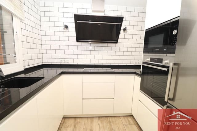2 bedroom Flat for rent in Alhaurín el Grande - € 950 (Ref: 9999501)