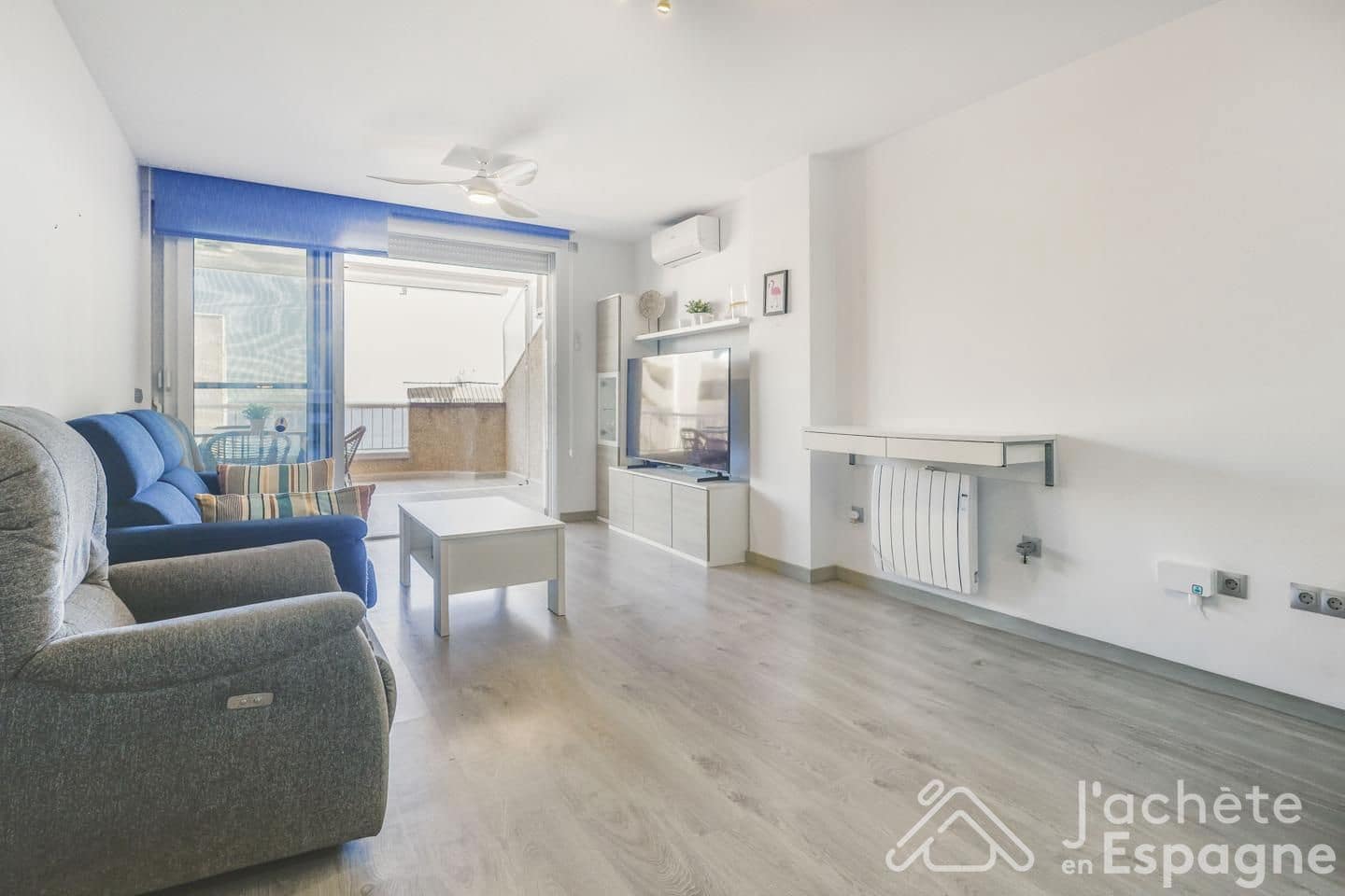Piso de 2 habitaciones en Arenales del Sol en venta con garaje - 350.000 € (Ref: 10116095)
