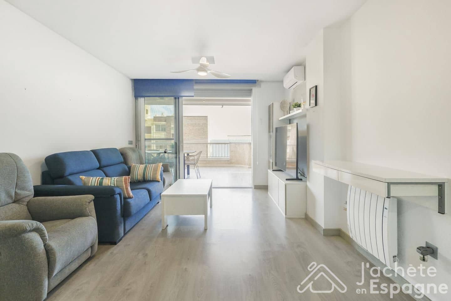 Piso de 2 habitaciones en Arenales del Sol en venta con garaje - 350.000 € (Ref: 10116095)
