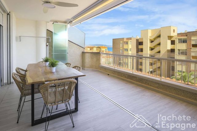 Piso de 2 habitaciones en Arenales del Sol, Elche / Elx en venta con garaje - 350.000 € (Ref: 10116095)