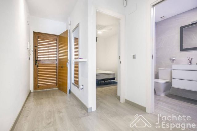 Piso de 2 habitaciones en Arenales del Sol, Elche / Elx en venta con garaje - 350.000 € (Ref: 10116095)