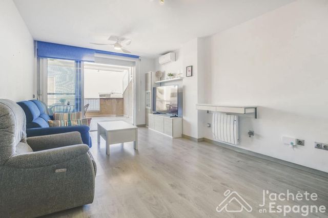 Piso de 2 habitaciones en Arenales del Sol, Elche / Elx en venta con garaje - 350.000 € (Ref: 10116095)