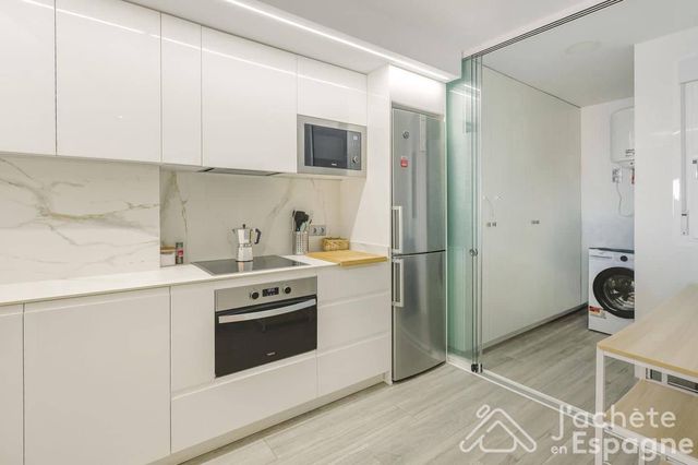 Piso de 2 habitaciones en Arenales del Sol, Elche / Elx en venta con garaje - 350.000 € (Ref: 10116095)