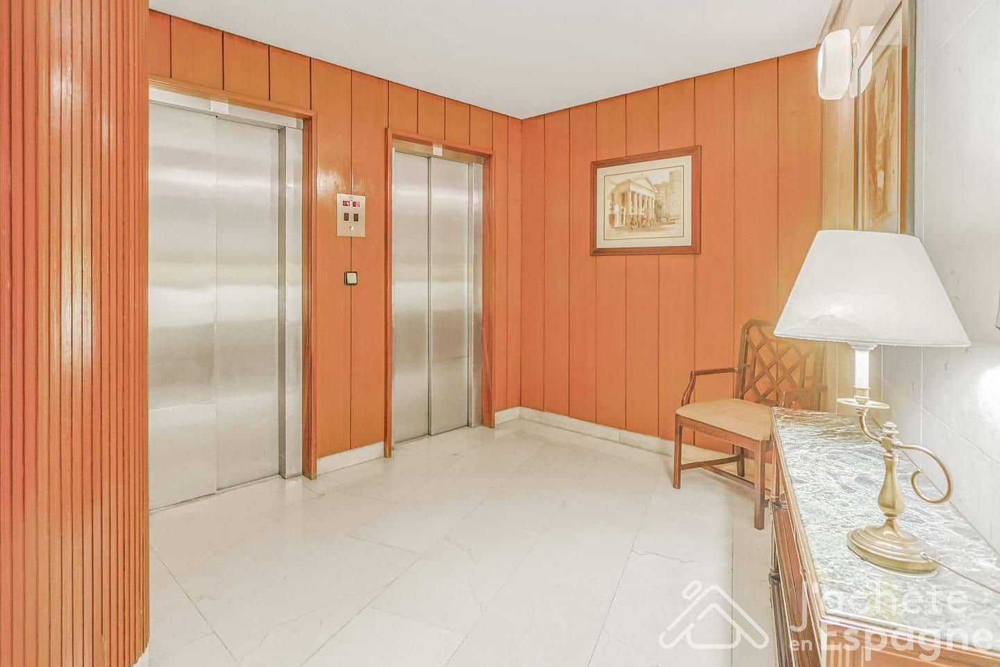 3 bedroom Flat for sale in Alicante / Alacant city with garage - € 849,000 (Ref: 10116096)