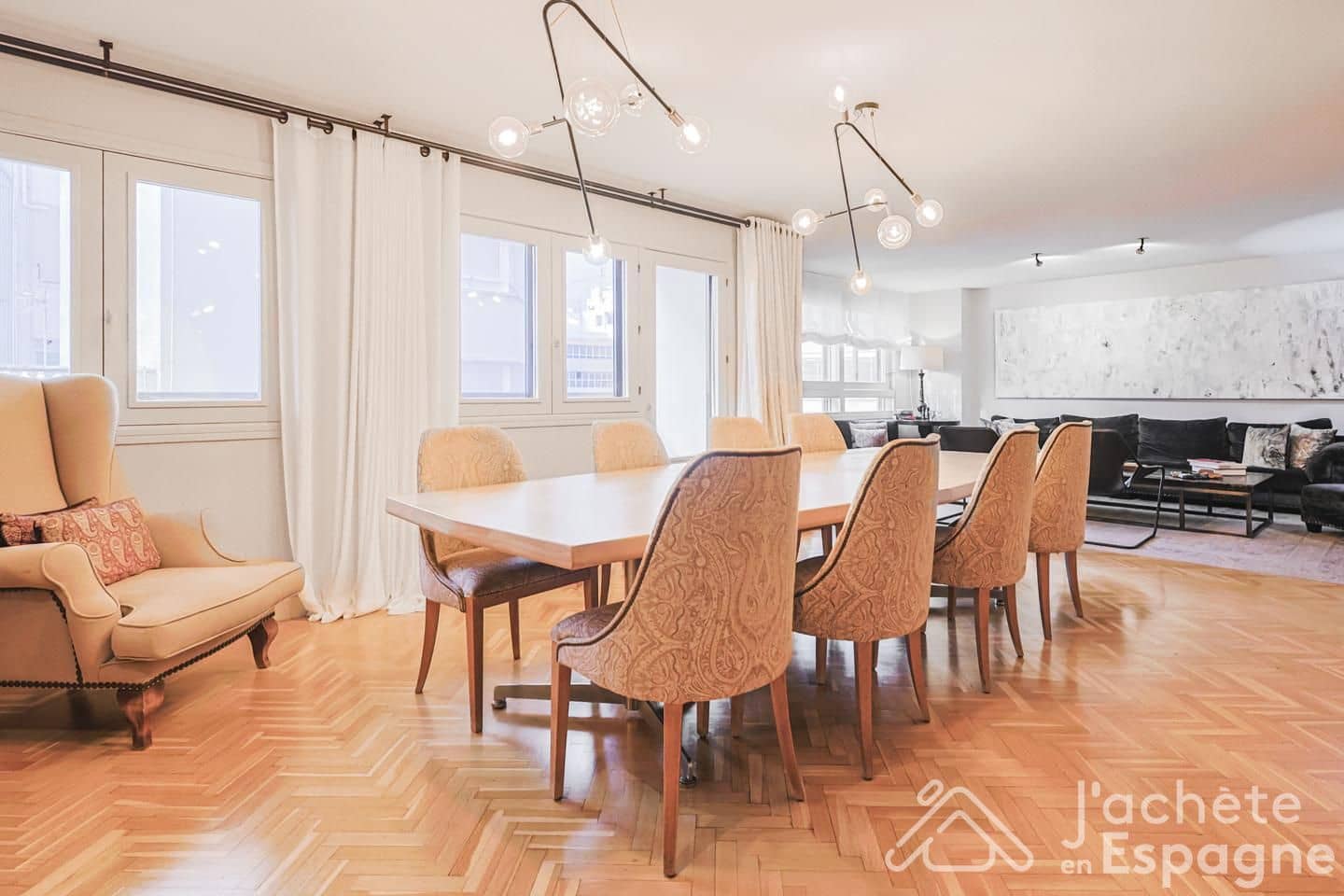 3 bedroom Flat for sale in Alicante / Alacant city with garage - € 849,000 (Ref: 10116096)