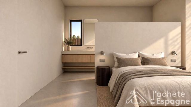 5 bedroom Villa for sale in La Cañada, Paterna with pool - € 990,000 (Ref: 10116099)