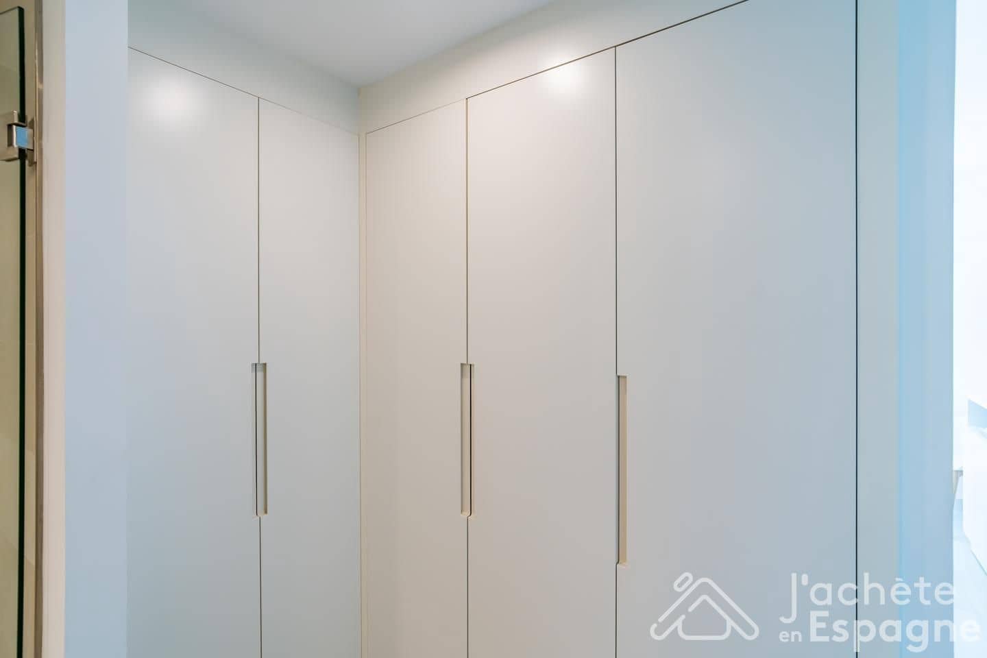 2 soverom Leilighet til salgs i Fuengirola med svømmebasseng garasje - € 549 000 (Ref: 10116100)
