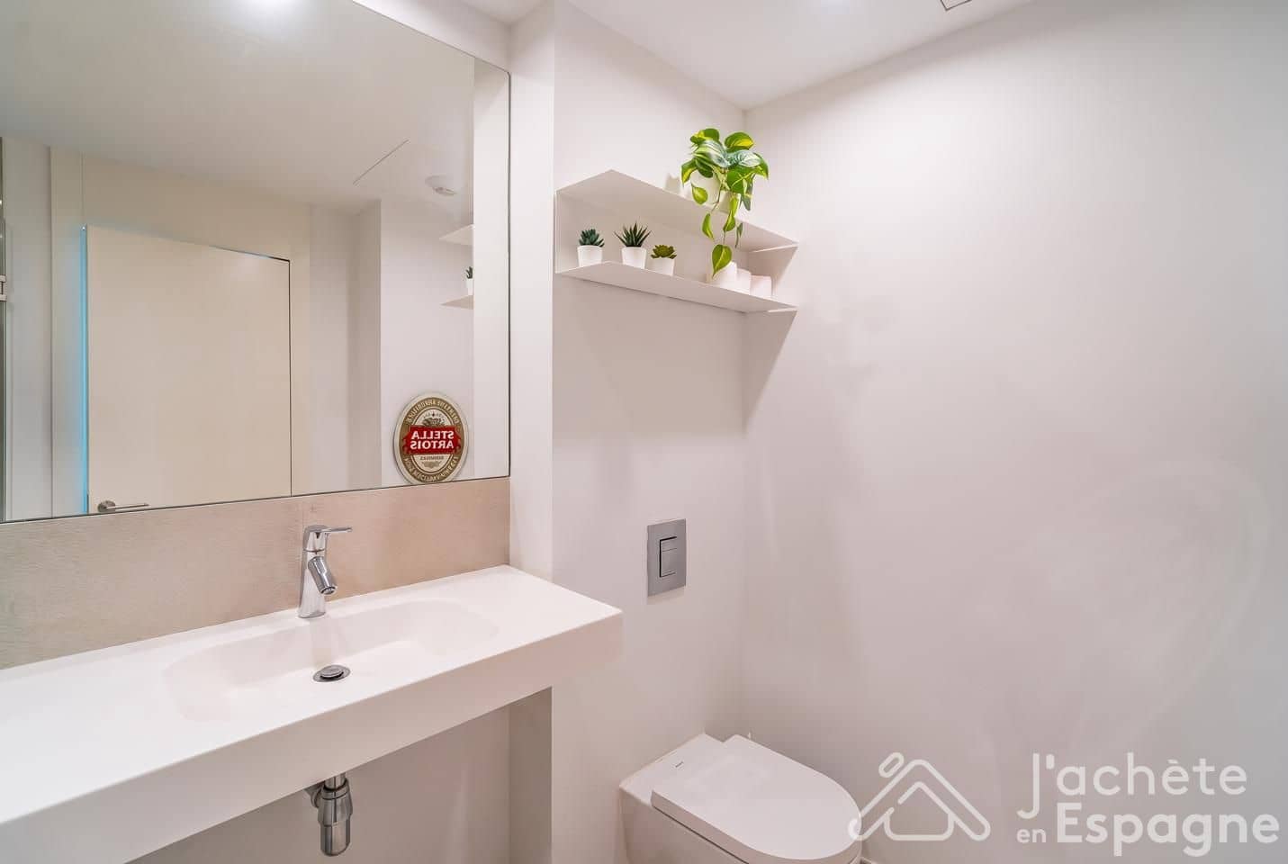 2 soverom Leilighet til salgs i Fuengirola med svømmebasseng garasje - € 549 000 (Ref: 10116100)