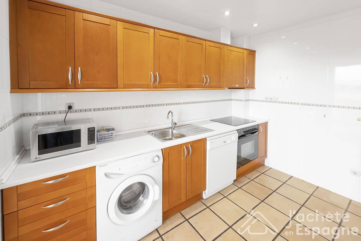 2 soverom Leilighet til salgs i Sant Jordi med svømmebasseng garasje - € 133 000 (Ref: 10116106)