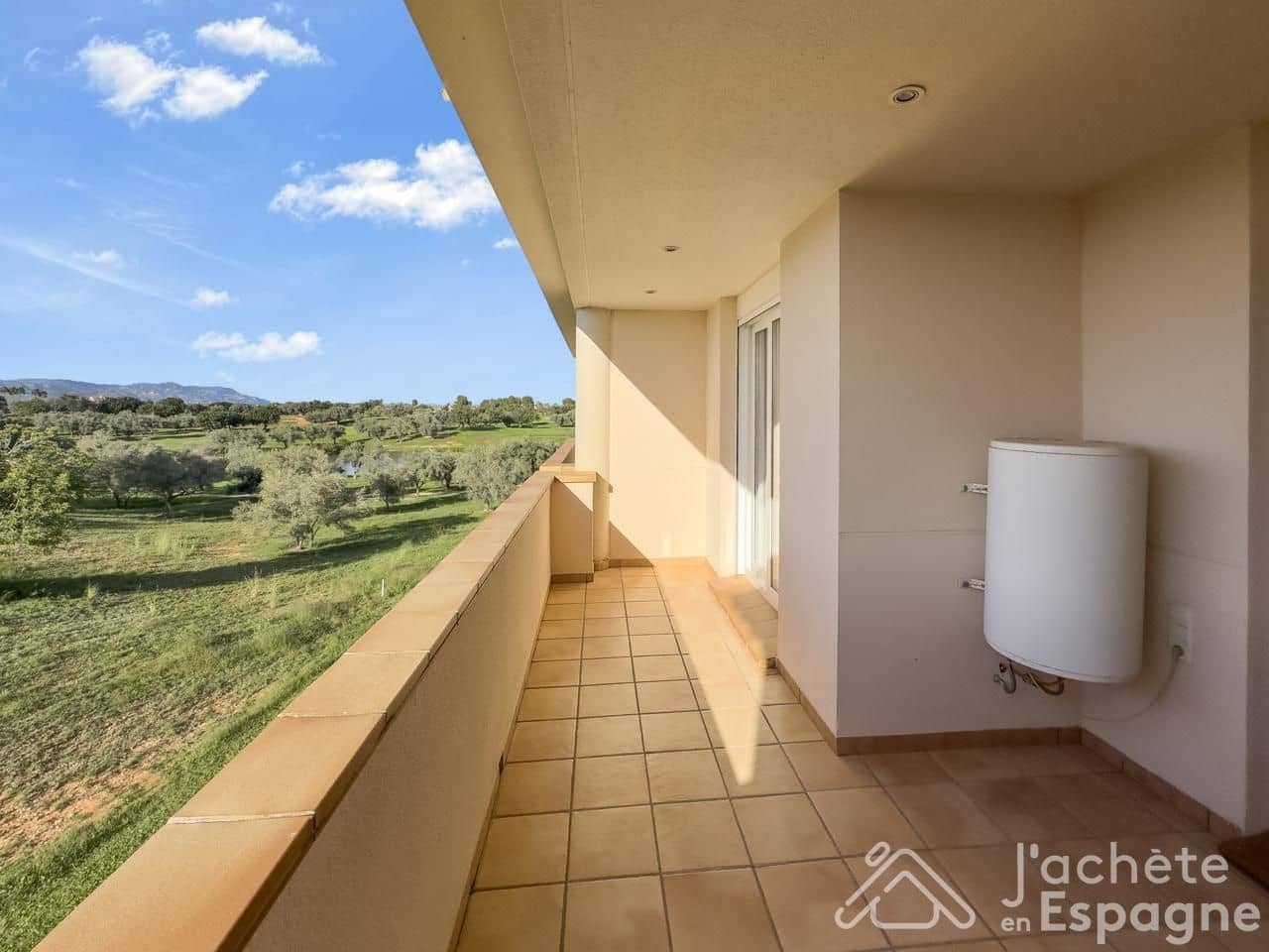 2 soverom Leilighet til salgs i Sant Jordi med svømmebasseng garasje - € 133 000 (Ref: 10116106)