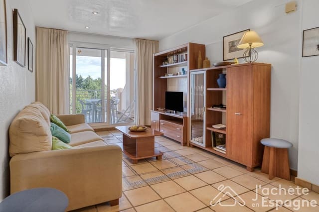 2 slaapkamer Flat te koop in Sant Jordi met zwembad garage - € 133.000 (Ref: 10116106)